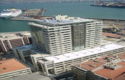 Aksoy Plaza  2009,    20.000m2,  